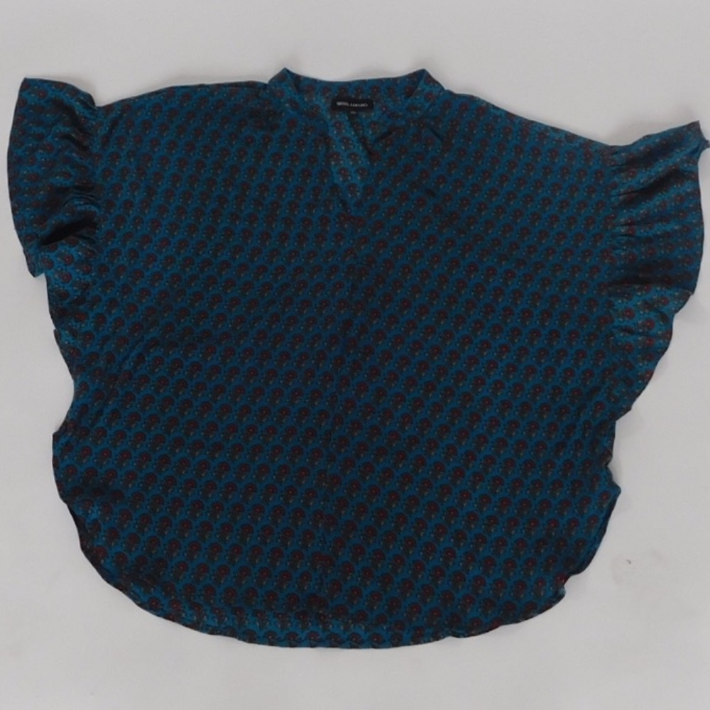 Ruffle Sleeves mid v neckline